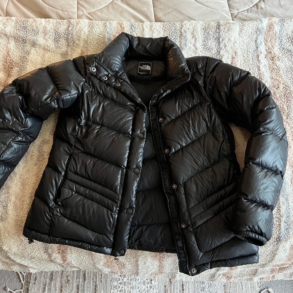 The North Face Women's Black Puffer Coat